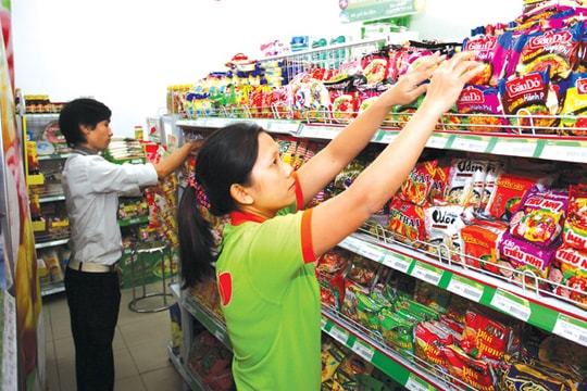 "Đại chiến" mì ăn liền: Rướn lên phân khúc giá cao