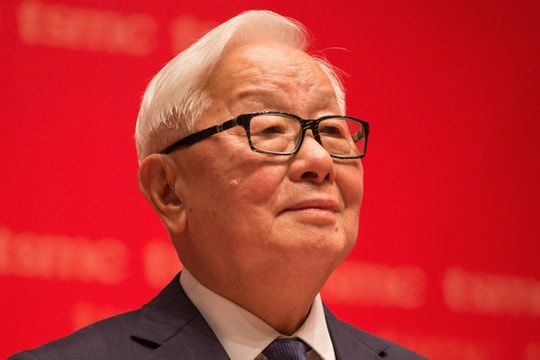 Nhờ iPhone 8, Morris Chang thành "tỷ phú chip"