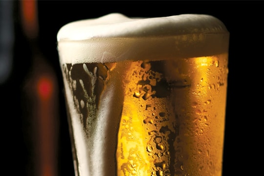 Người châu Âu tự "giết" mình bằng đồ uống có cồn