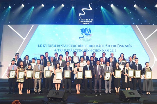 50 doanh nghiệp được trao giải Báo cáo thường niên tốt nhất năm 2017