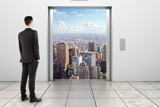 Để "thỏa hiệp" với sự cô độc trên hành trình làm giàu