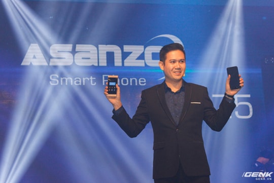 Hơn 200 khách mời tham dự buổi ra mắt điện thoại Asanzo