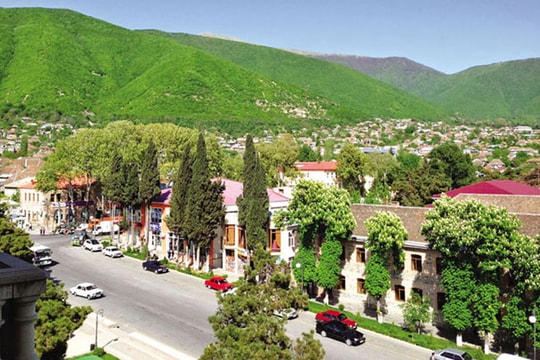 Vẻ đẹp pha trộn Đông - Tây ở Azerbaijan