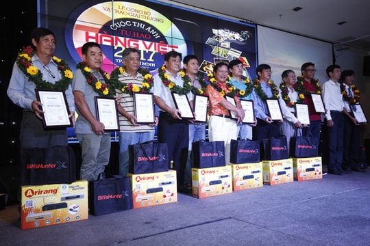 Trao giải cuộc thi ảnh "Tự hào hàng Việt 2017"