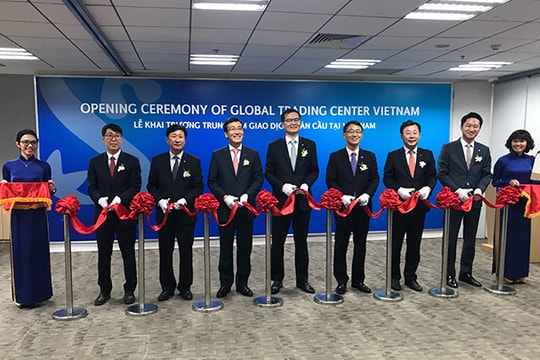 Ngân hàng Shinhan Việt Nam ra mắt Trung tâm giao dịch toàn cầu