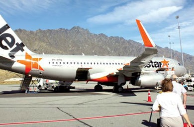 Chọn hãng bay đúng giờ