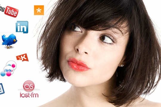 Thương hiệu và khách hàng - "người đẹp" và "kẻ tình si"