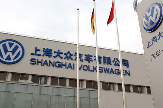 Volkswagen chi hàng tỷ USD vào thị trường xe điện Trung Quốc