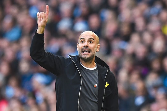 Khi bóng đá nhuốm màu chính trị