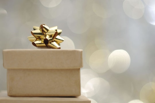 Để món quà không trở thành "thảm họa" với khách hàng