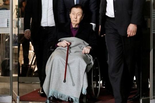 Nhà sáng lập tập đoàn Lotte lãnh án tù vì tham ô!