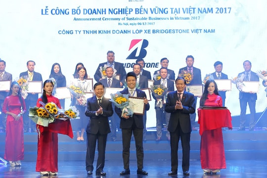 Bridgestone Việt Nam được vinh doanh Top 100 doanh nghiệp Phát triển bền vững 2017