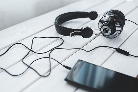 Bản quyền nhạc trực tuyến: Câu chuyện chưa có hồi kết