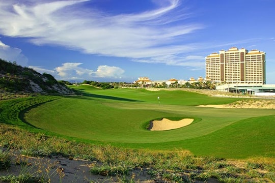 Sân gôn The Bluffs Hồ Tràm Strip xếp hạng 35 trên toàn cầu