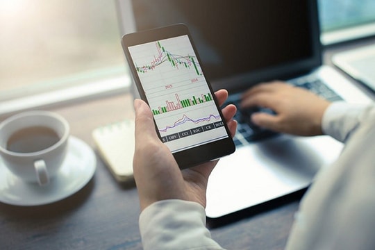 Đầu tư chứng khoán: Cẩn trọng khi "xuống tiền"