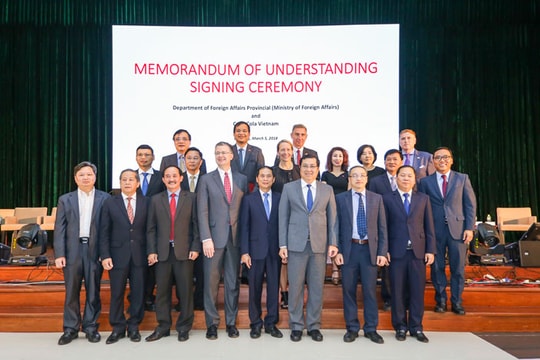 Coca-Cola Việt Nam ký kết Biên bản ghi nhớ cùng Cục Ngoại vụ - Bộ Ngoại giao