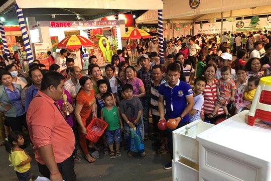 Qui Phúc tham gia Hội chợ Hàng Việt Nam chất lượng cao năm 2018