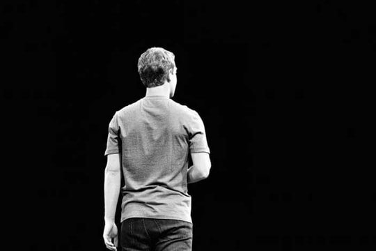 Mark Zuckerberg bị đề nghị từ chức sau scandal rò rỉ thông tin
