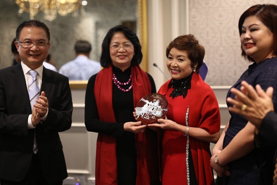 Phó chủ tịch nước Việt Nam tham dự lễ ra mắt "CLB Nữ doanh nhân Úc – Việt" tại Melbourne