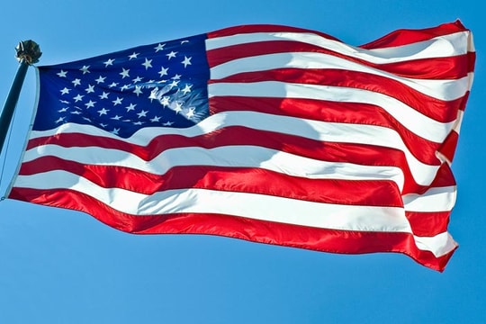 Mỹ "căng mình" trên nhiều mặt trận