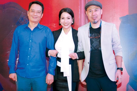 Ca sĩ nổi tiếng trở lại làm tour lưu diễn xuyên Việt