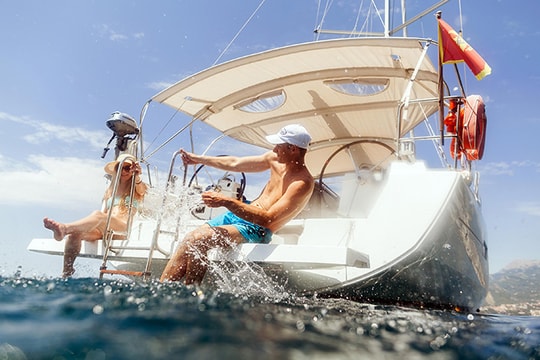 Giới trẻ Mỹ ngày càng trông chờ được thừa kế