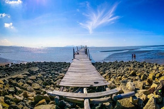 Cần Giờ xanh rừng, xanh biển