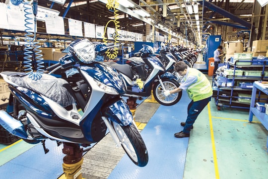Xe tay ga áp đảo trên thị trường xe máy Việt Nam