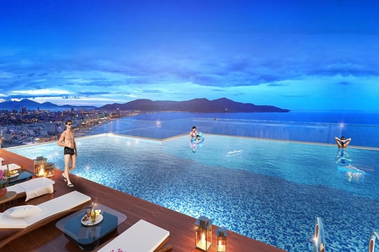 "Bơi giữa không trung" - Trải nghiệm độc đáo chỉ có tại TMS Luxury Hotel Da Nang