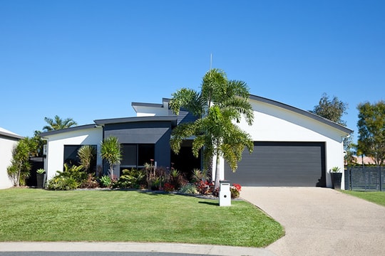 Nhu cầu và xu hướng phát triển của ngành cửa cuốn tại Việt Nam