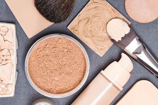 Kinh doanh mỹ phẩm tại Việt Nam: Thị trường khó, khách hàng dễ