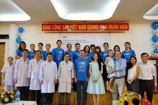 Trao tặng hệ thống lọc nước cho bệnh viện Nhi Đồng 2