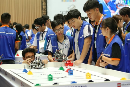 "Cuộc thi tài năng Robot - Robotacon WRO 2018"