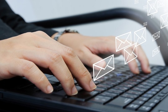 Bí quyết giảm stress từ áp lực "check và trả lời email"