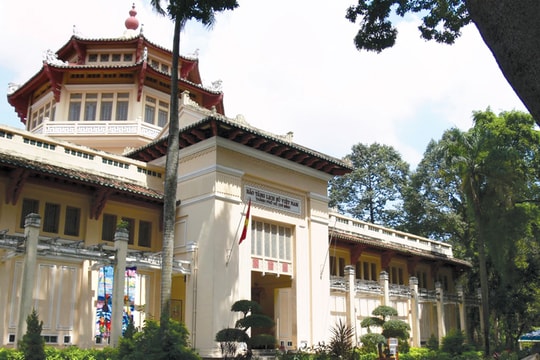 Nghĩ về ngành công nghiệp bảo tàng