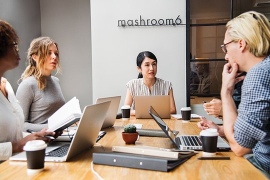 Đừng nói những câu sau, nếu bạn không muốn "mất điểm" với sếp