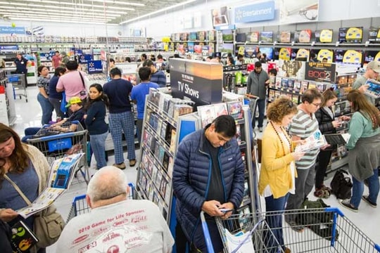 Người tiêu dùng Mỹ sẽ "gánh" chiến tranh thương mại