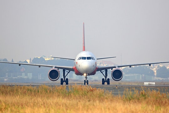 Chuyến bay cứu trợ nạn nhân động đất - sóng thần tại Indonesia của Vietjet Air đã cất cánh