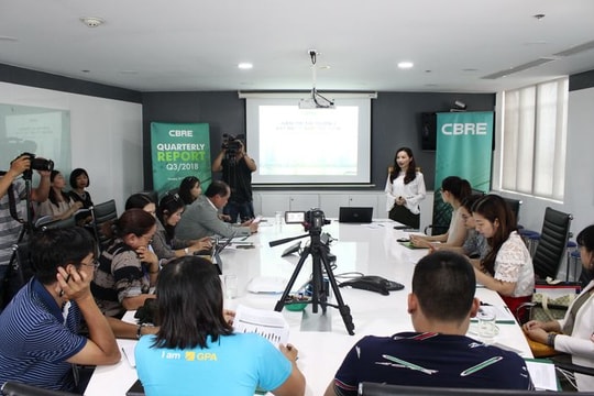 Thị trường nhà ở TP.HCM quý III: Nguồn cung hạn chế, giao dịch tăng mạnh