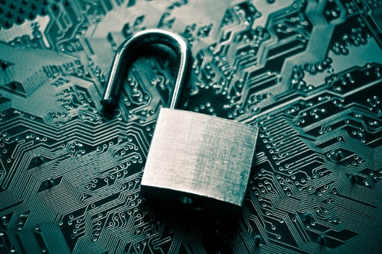 Google đối diện nguy cơ pháp lý vì lộ thông tin người dùng