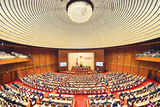 Kỳ họp thứ 6 Quốc hội Khóa XIV: Bàn thảo nhiều vấn đề làm nền tảng cho phát triển kinh tế