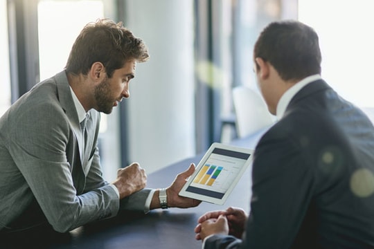 Sếp giỏi thường xuyên đối thoại với nhân viên