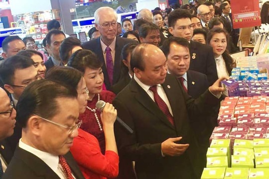 Khai mạc tuần Hàng Việt Nam tại Singapore