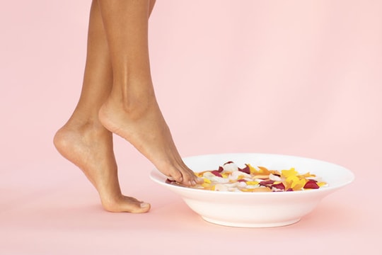Cách xử lý những tổn thương bàn chân thường gặp