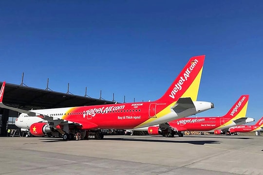 Vietjet triển khai chuỗi chương trình "Kết nối yêu thương - yêu là phải tới"