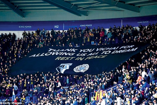 Hành động đẹp trên sân Leicester