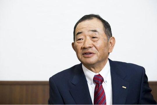 Kunihiko Tanaka: Từ người bán giấm dạo đến ông chủ đế chế sushi băng chuyền tỷ đô