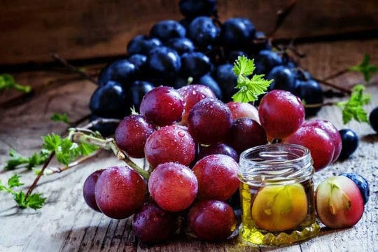 Làm khỏe mắt bằng thảo dược