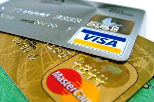 Khách hàng thông minh hơn, ngân hàng è cổ vì ưu đãi tín dụng