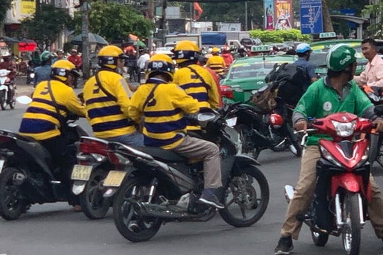 Ứng dụng gọi xe “be” tặng thu nhập và đồng phục cho tài xế